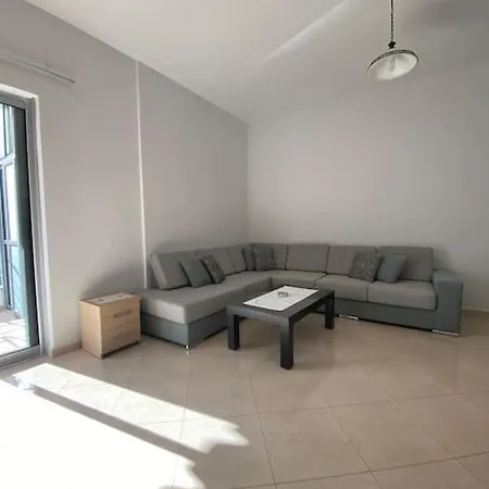 Apartment In The Center And Close To The